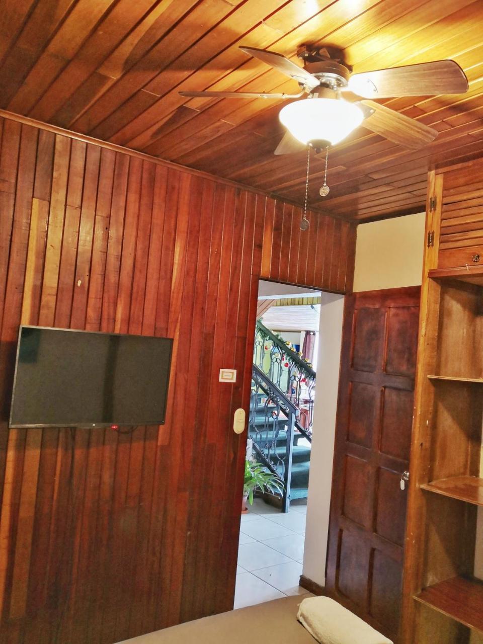Vida Tropical Bed & Breakfast Alajuela Ngoại thất bức ảnh